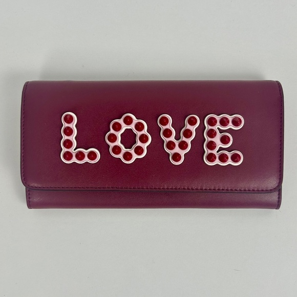 Fendi Love Stud Wallet with Chain  Brand new - Picture 1 of 11